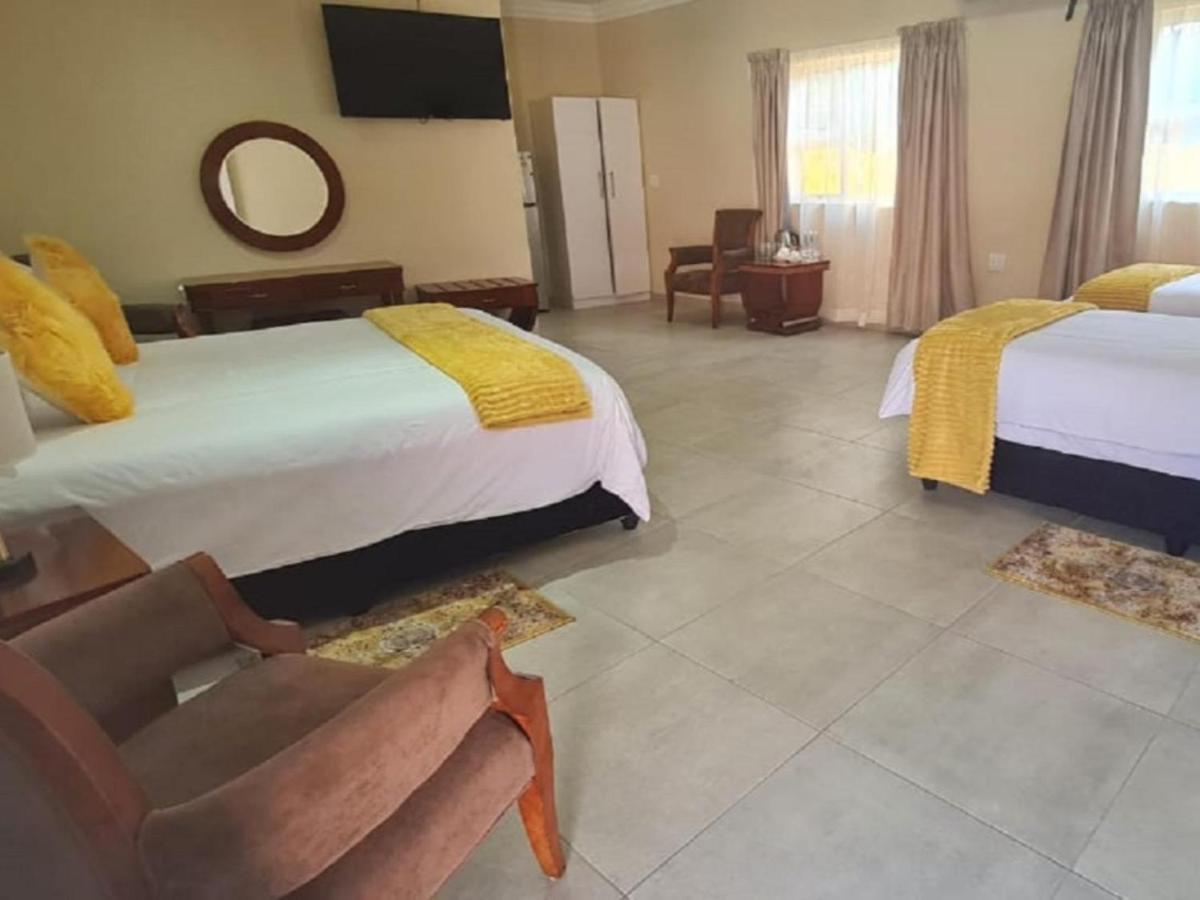 Benoni N12 Hotel Exterior photo