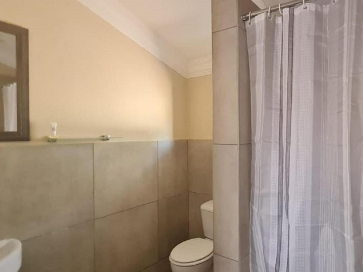 Benoni N12 Hotel Exterior photo