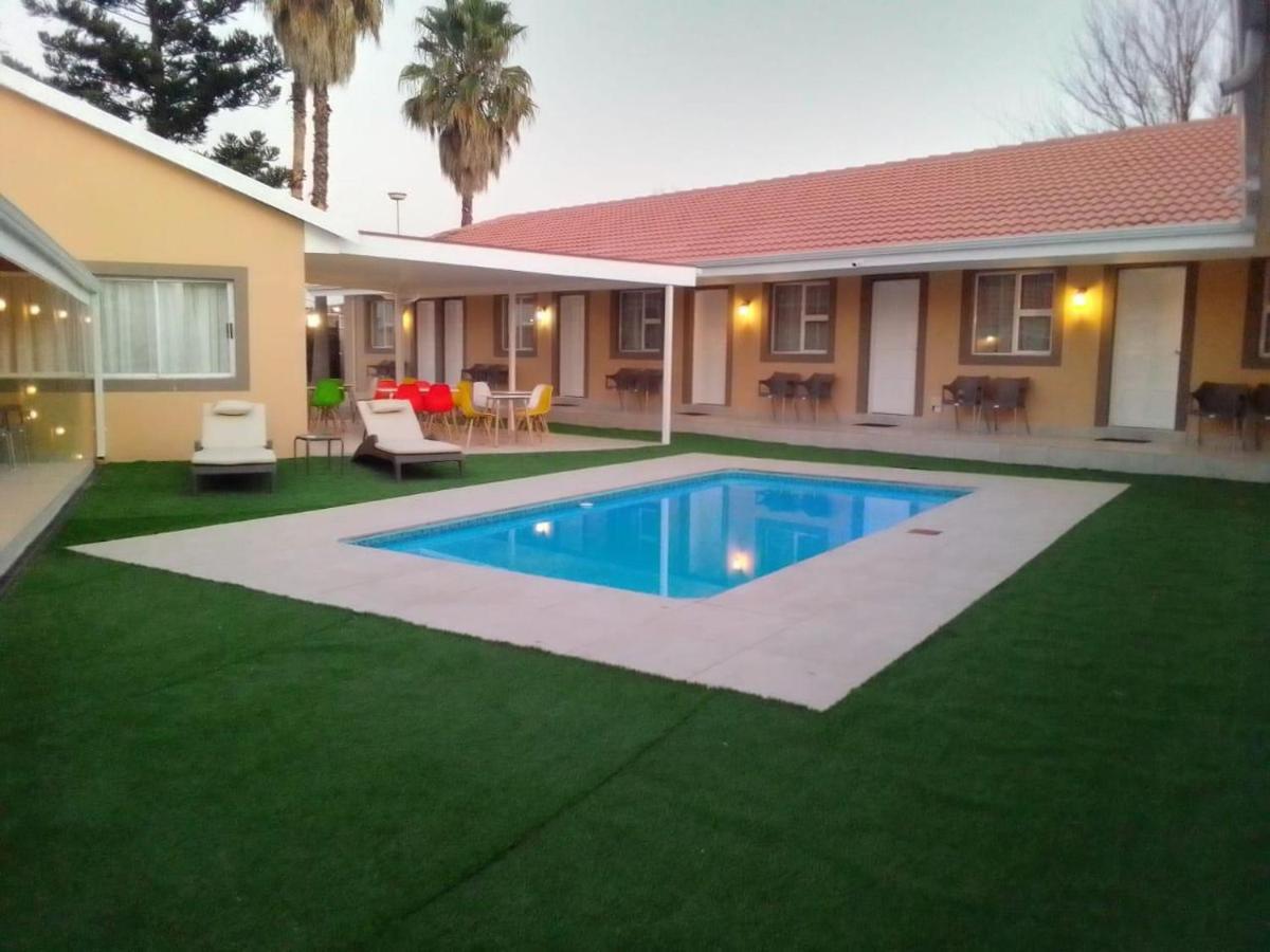 Benoni N12 Hotel Exterior photo