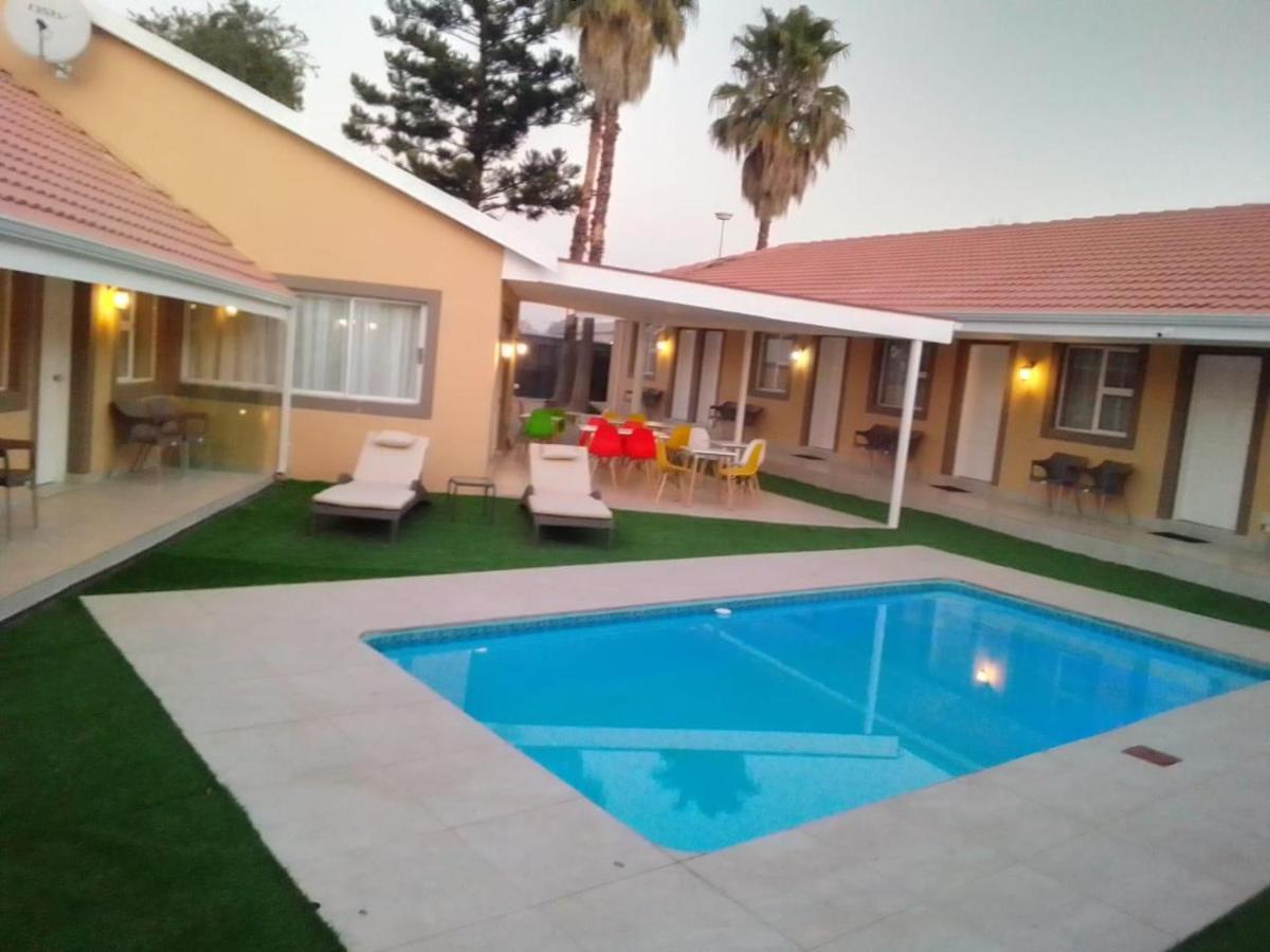 Benoni N12 Hotel Exterior photo